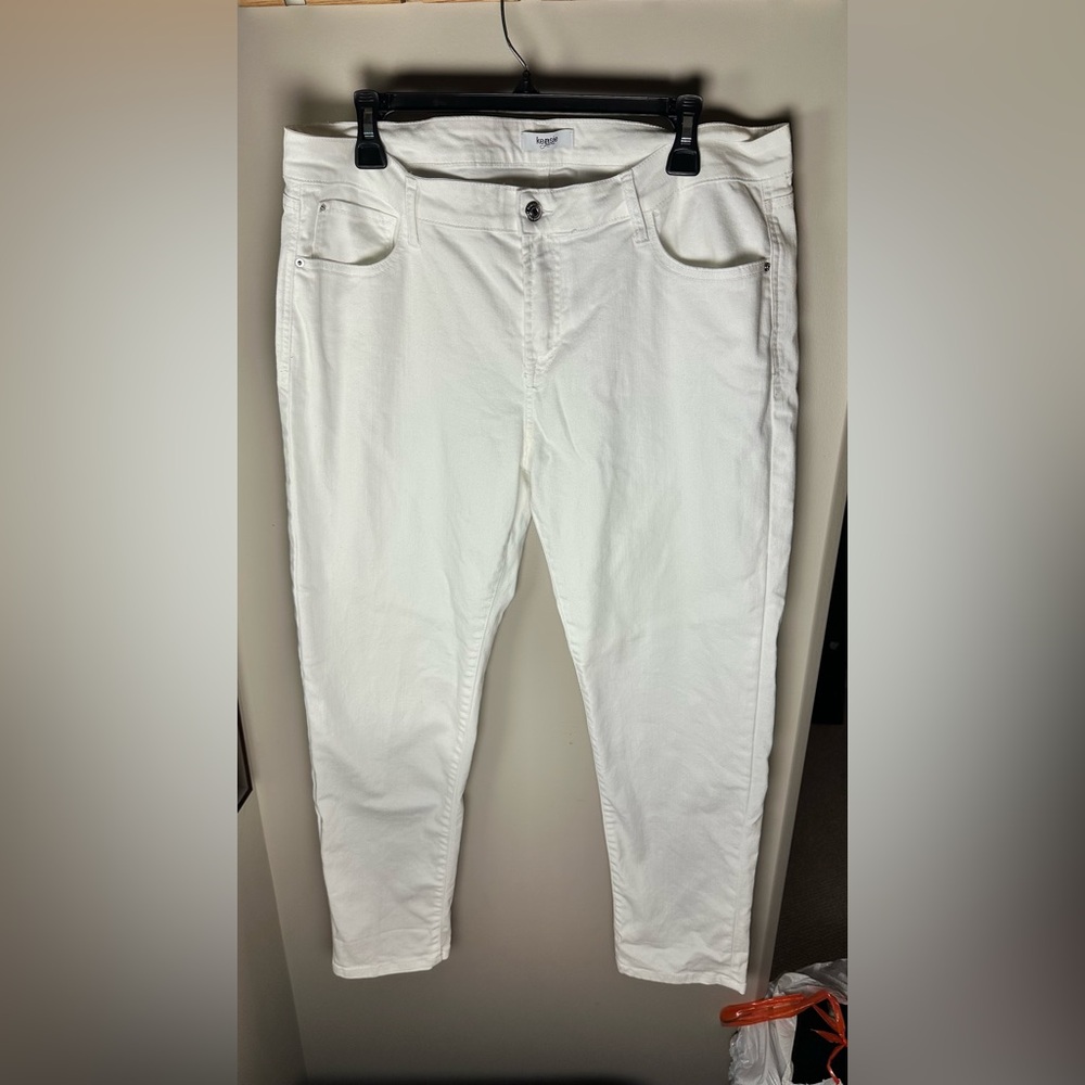 Kensie Women's Straight Leg White Jeans